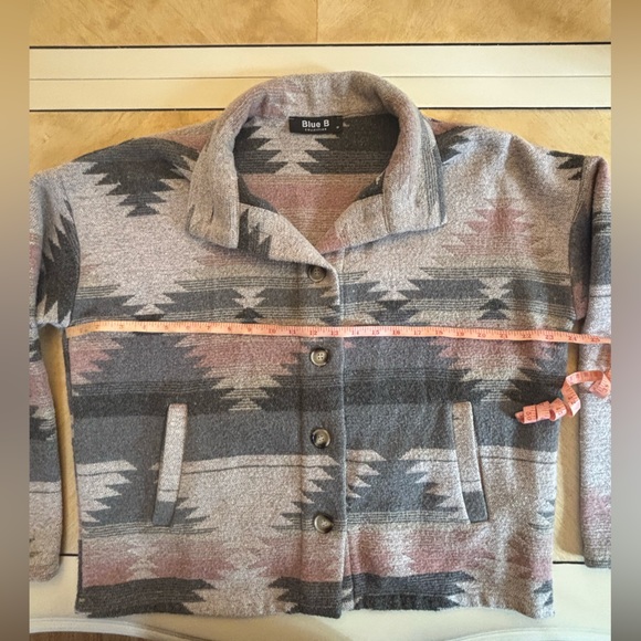 Southwestern Patterned Button-Up Jacket - Picture 6 of 10